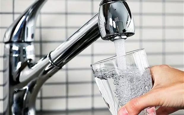 家里到底要不要安裝凈水器？自來水要不要過濾再使用？